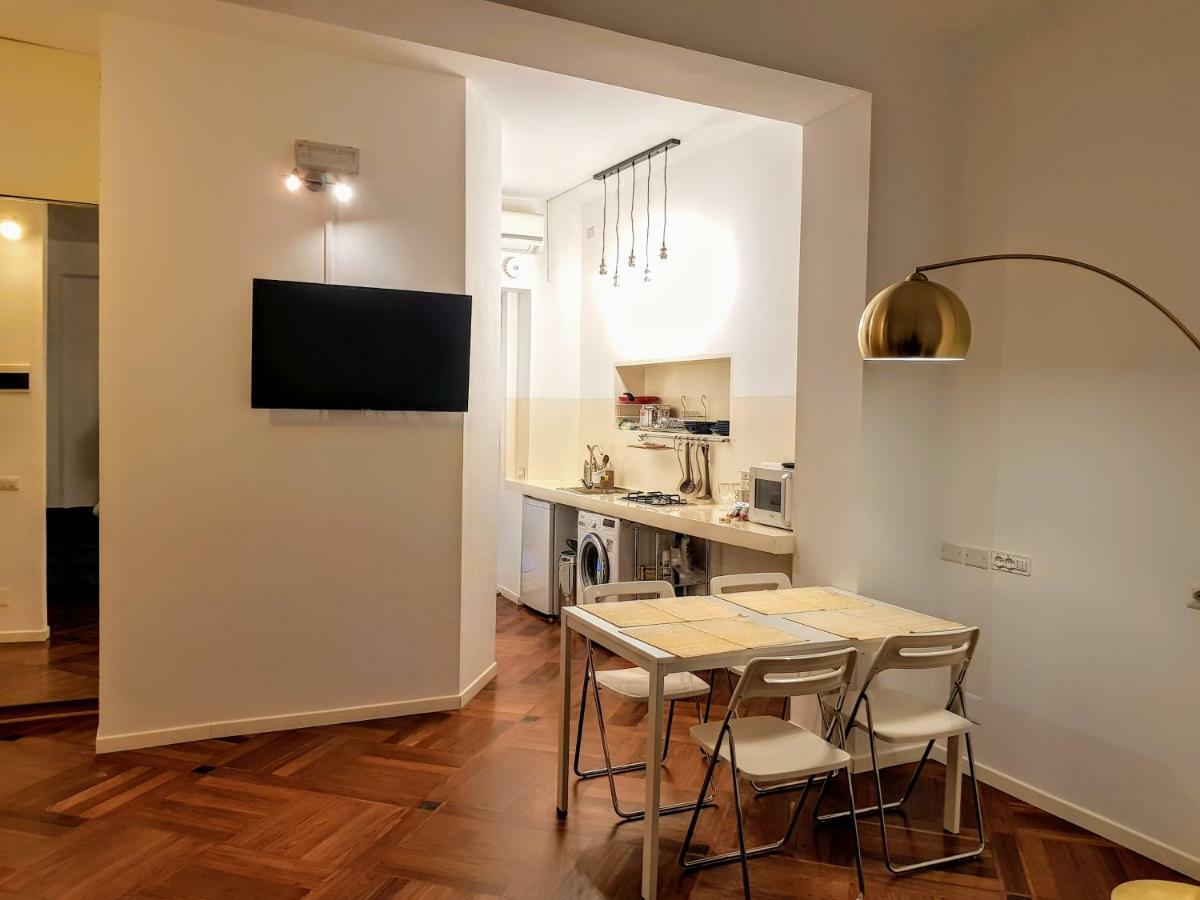 קליארי Piazza Martiri Apartment מראה חיצוני תמונה